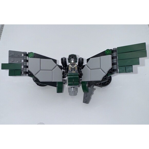 LEGO Marvel Super Heroes Vulture Minifigure 76083 w/ Wings Incomplete - Picture 1 of 11